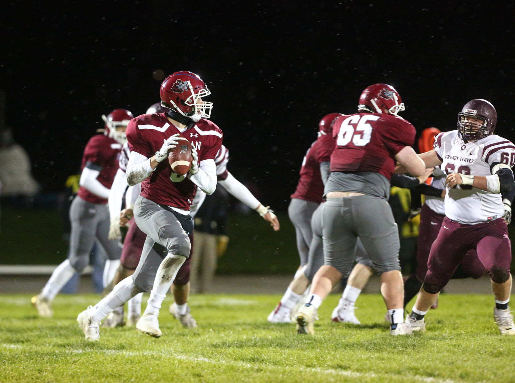 Newman vs Grundy Center 10-11-2019 (2).jpg